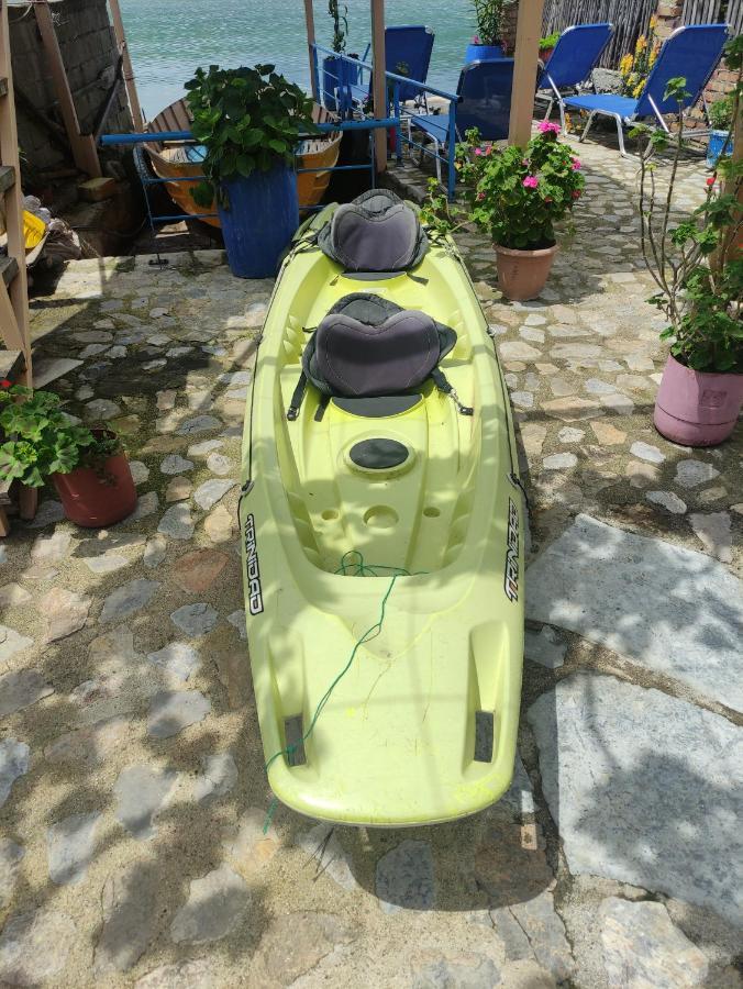 Erda Lakeside Guesthouse Lin Bagian luar foto