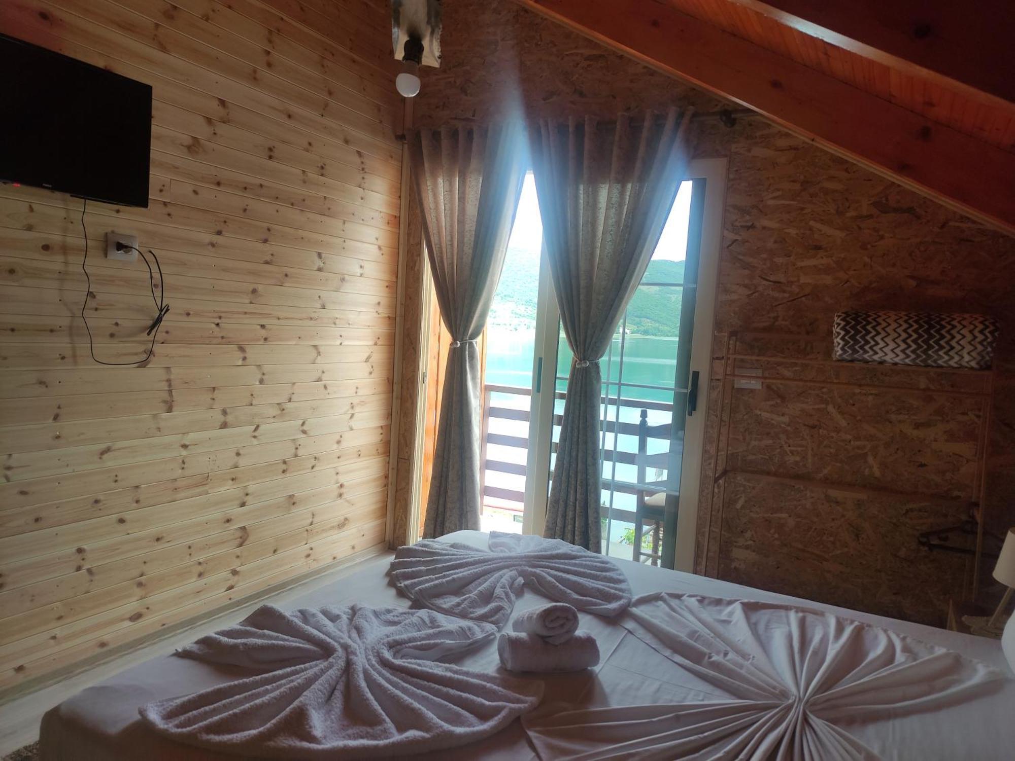 Erda Lakeside Guesthouse Lin Ruang foto
