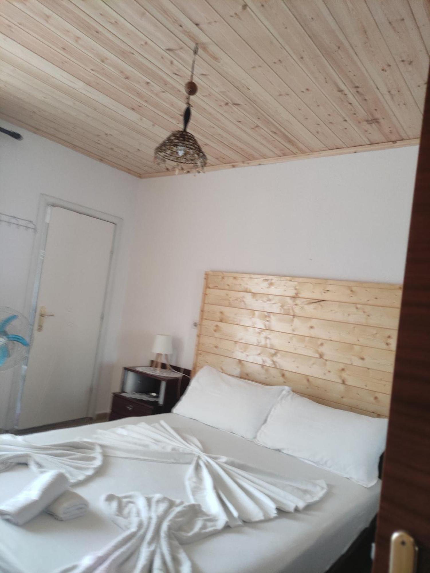 Erda Lakeside Guesthouse Lin Ruang foto