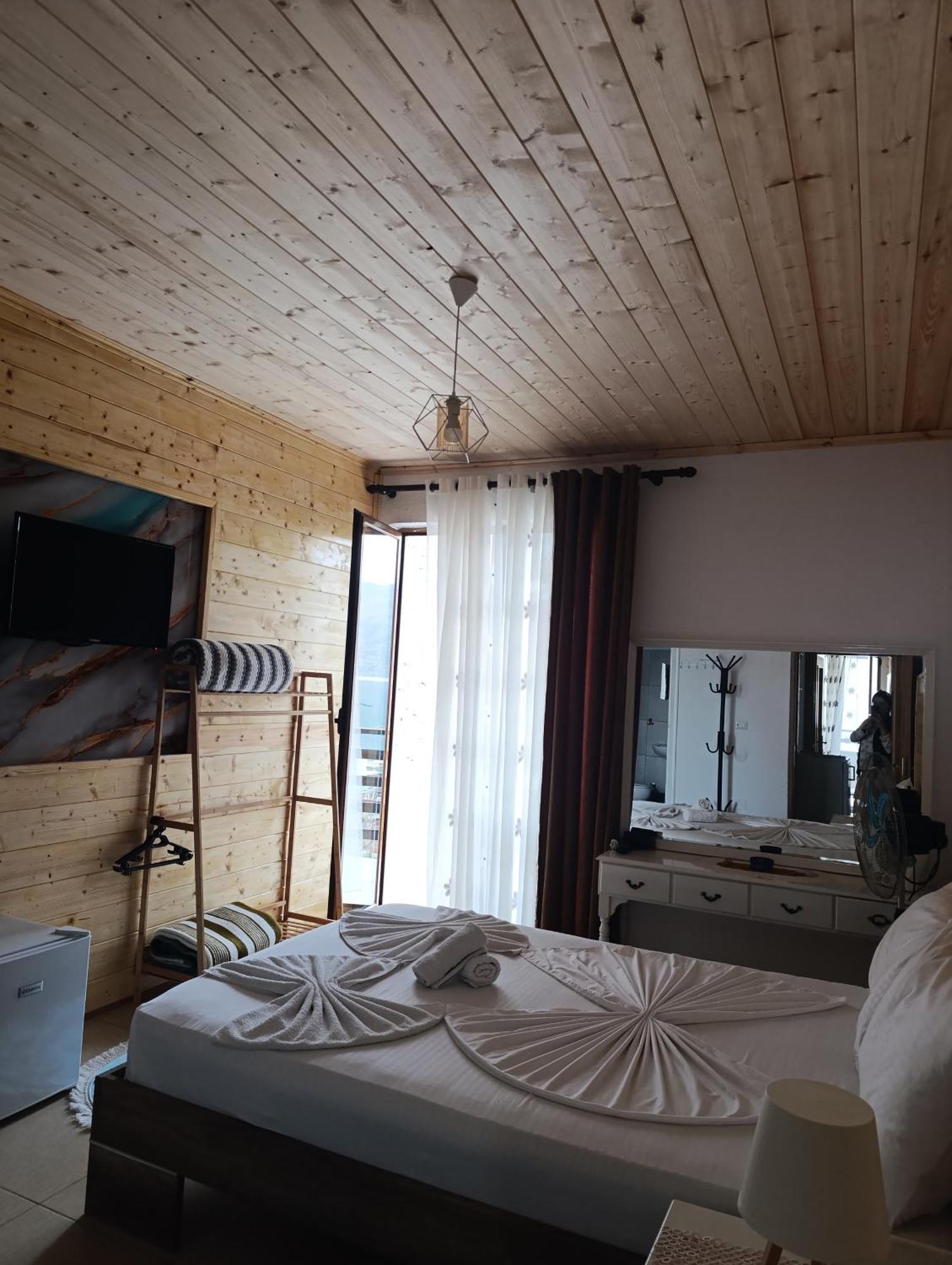 Erda Lakeside Guesthouse Lin Ruang foto