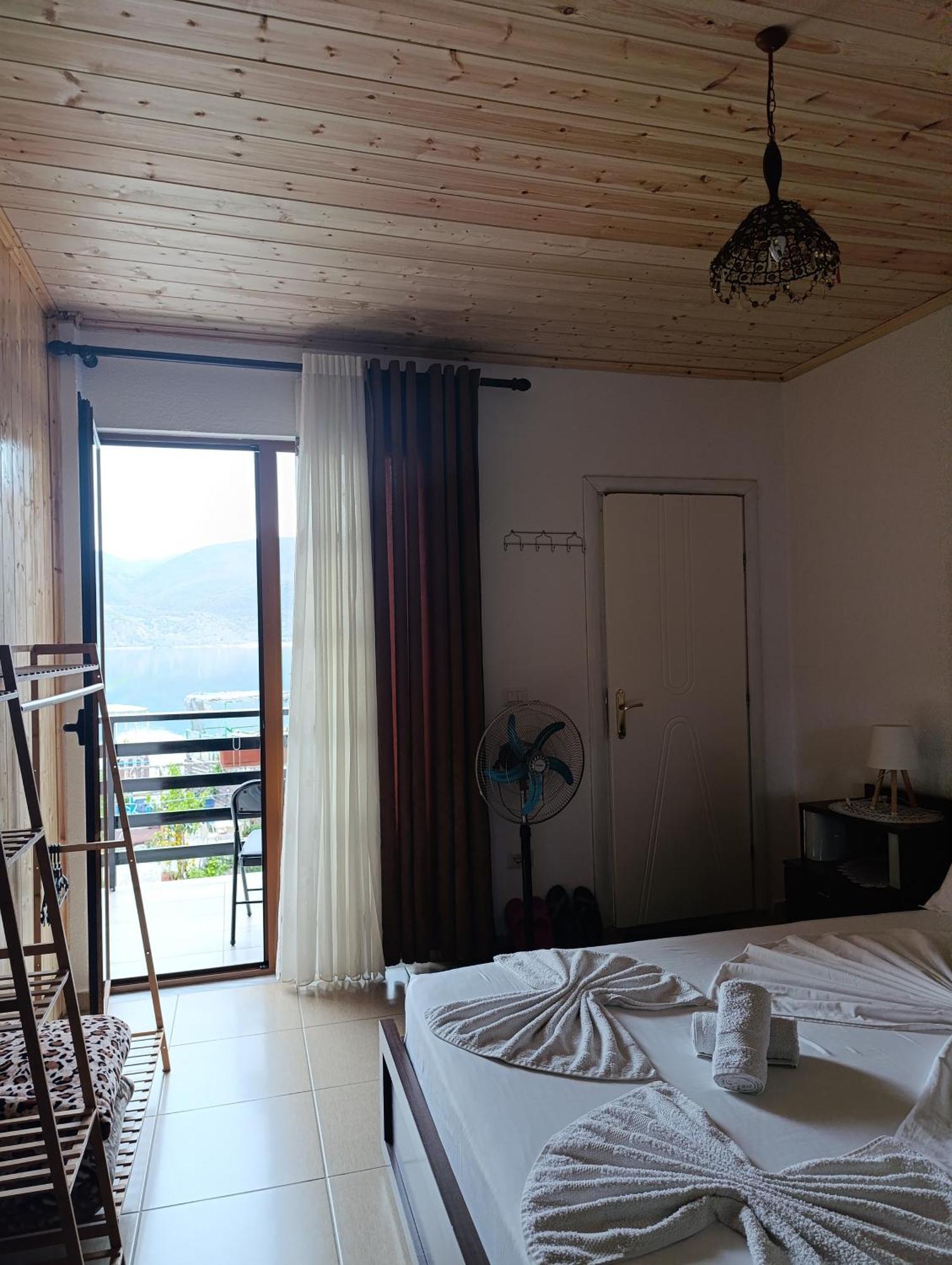 Erda Lakeside Guesthouse Lin Ruang foto
