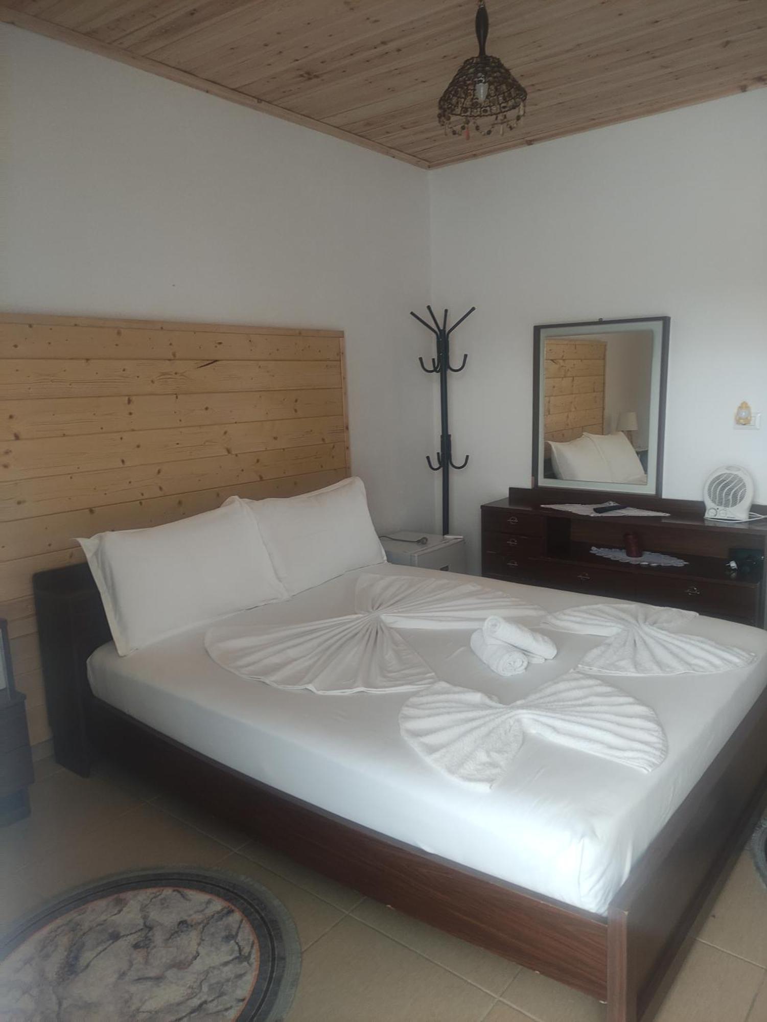 Erda Lakeside Guesthouse Lin Ruang foto